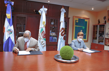 Fundación Sur Futuro y el Instituto Dominicano del Café (INDOCAFE) trabajarán unidos para apoyar a los caficultores del país